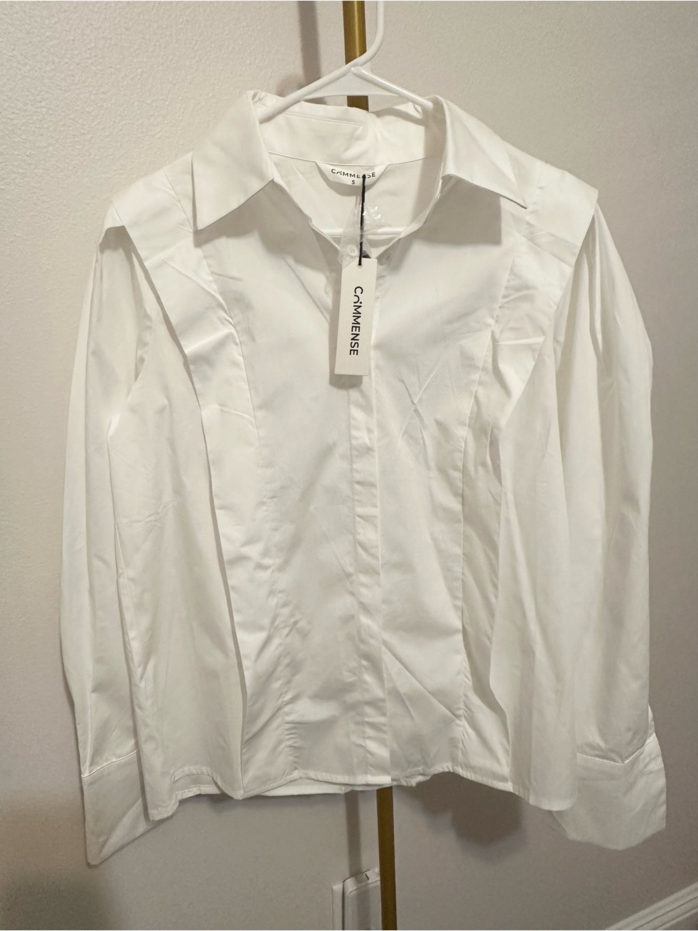 Commense White Women’s Tailored Button-Up Shirt